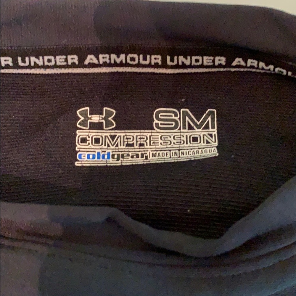 Compression shirt - Picture 4 of 4